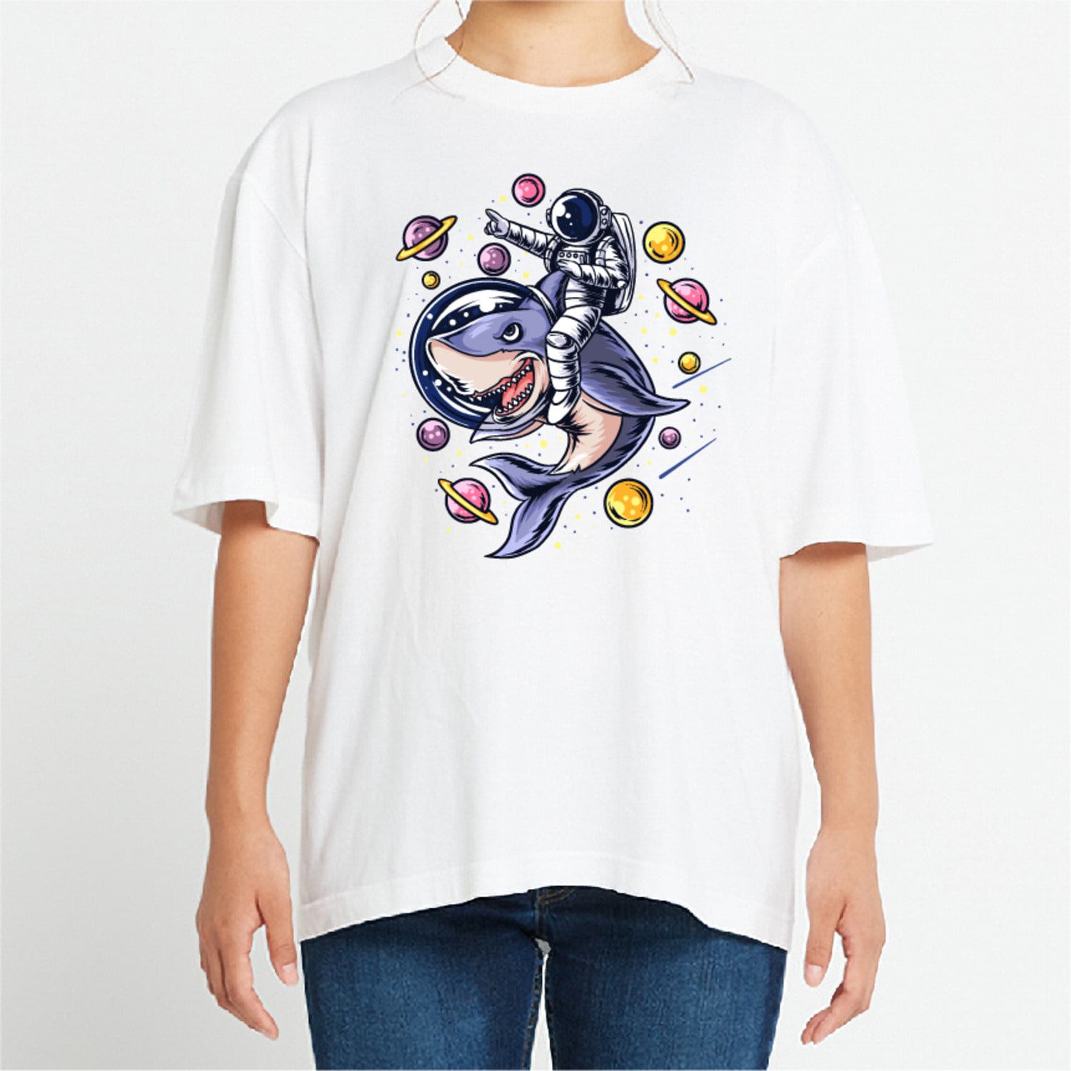 상어 우주인 그래픽 오버핏 티셔츠 animal.42