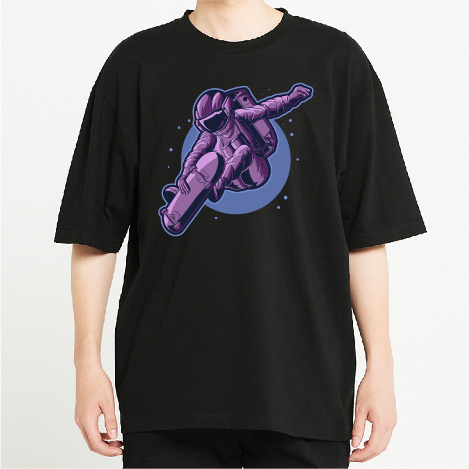 퍼플 우주인 그래픽 오버핏 티셔츠 health.71